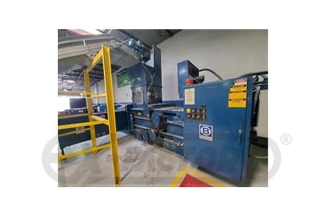 Balemaster E-1290 Strapping Machine Banding