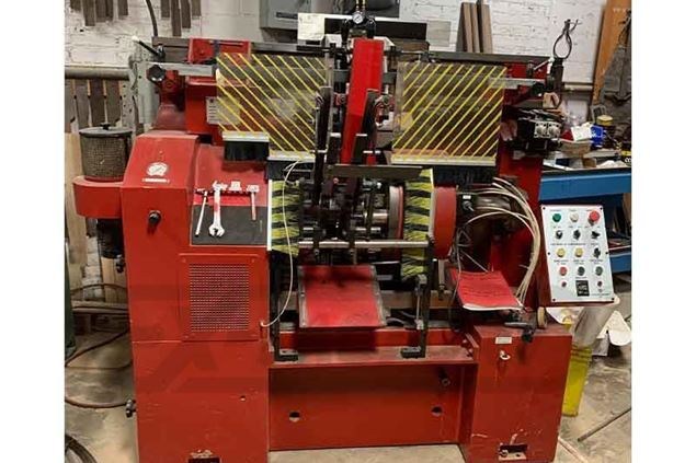 1983 Locatelli OMK-300 Lathe and Carver