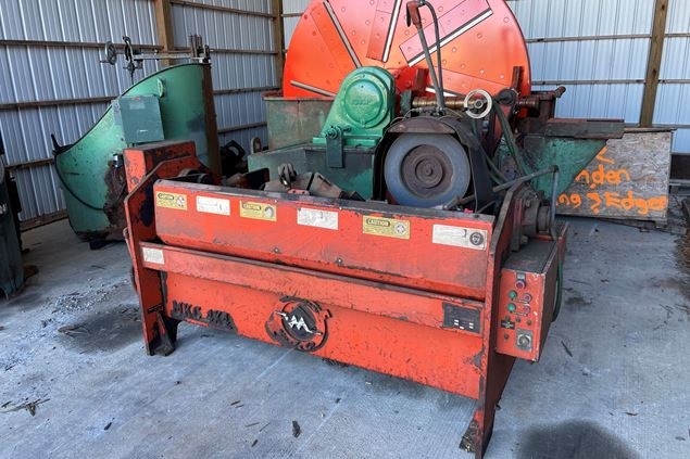 Morbark 48 Sharpening Equipment