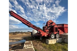 2005 RotoChopper CP118  Hogs and Wood Grinders