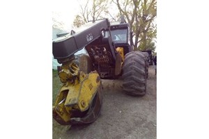 2010 Caterpillar 525C  Skidder