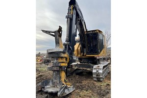 2017 Tigercat LX830D  Feller Buncher