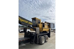 2018 Tigercat 250D  Log Loader