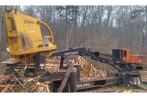 2022 Barko 595B  Log Loader