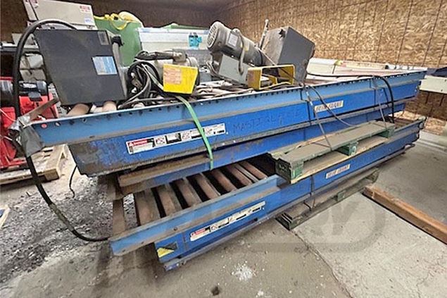 ＢＬＵＥ　ＧＩＡＮＴ Blue Giant - Loading Dock Equipment | Levelers, Seals