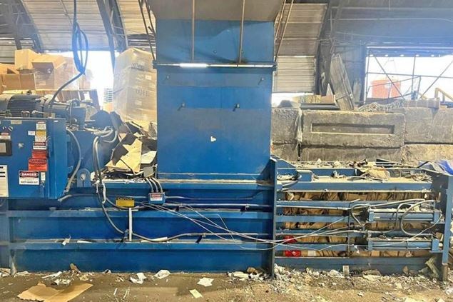 2007 Balemaster 772 AO Strapping Machine Banding