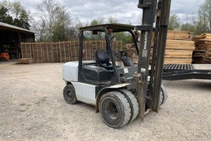 Komatsu FD45T-7  Forklift