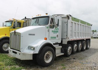 1996 Kenworth T800 Dump Truck