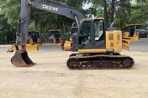 2018 John Deere 135G  Excavator