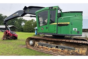 2015 John Deere 853MH  Harvesters and Processors