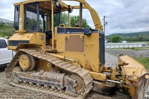 2000 Caterpillar D5M  Dozer