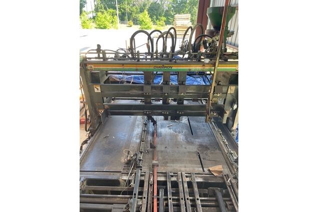 1999 Viking Eng & Dev 304A Pallet Nailer and Assembly System