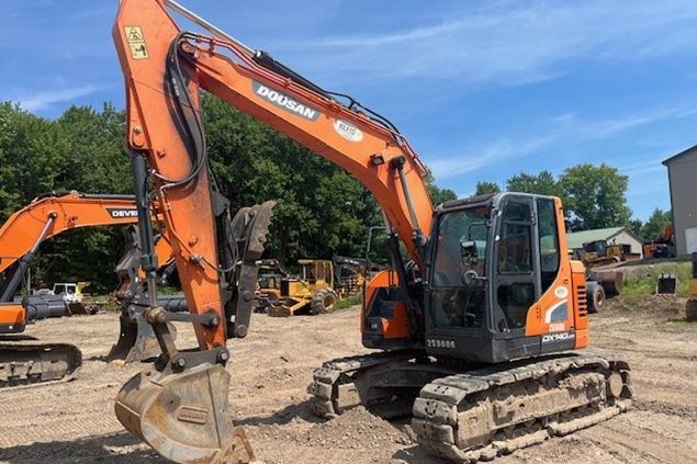 2016 Doosan DX140LCR-5 Excavator