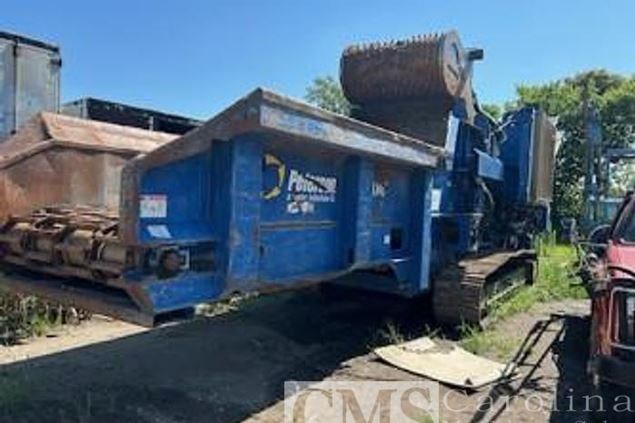2011 Peterson-Pacific 5710C Horizontal Grinder Mobile Wood Chipper