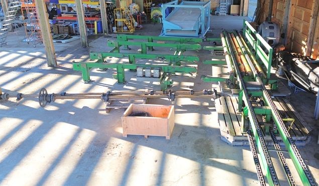 Unknown 2 strand 81X chain 58ft Conveyor