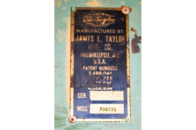 1979 Taylor 12 Section Clamp Carrier
