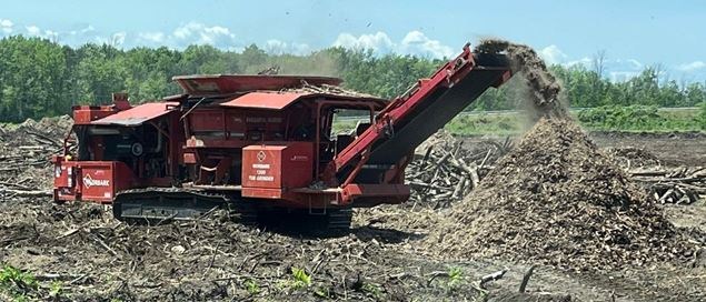 2018 Morbark 1300B  Hogs and Wood Grinders