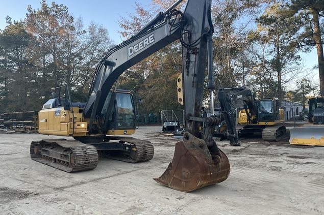2018 John Deere 210G LC Excavator