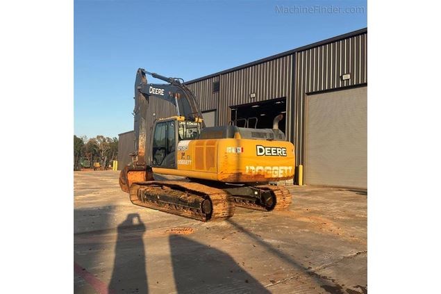 2018 John Deere 250G LC Excavator