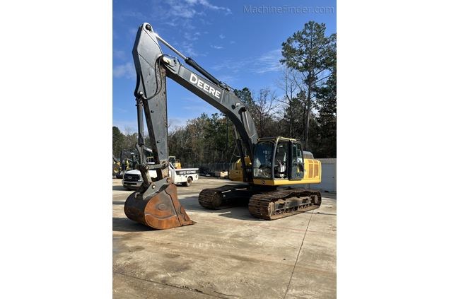 2018 John Deere 250G LC Excavator