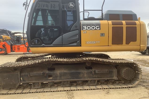 2019 John Deere 300G LC Excavator