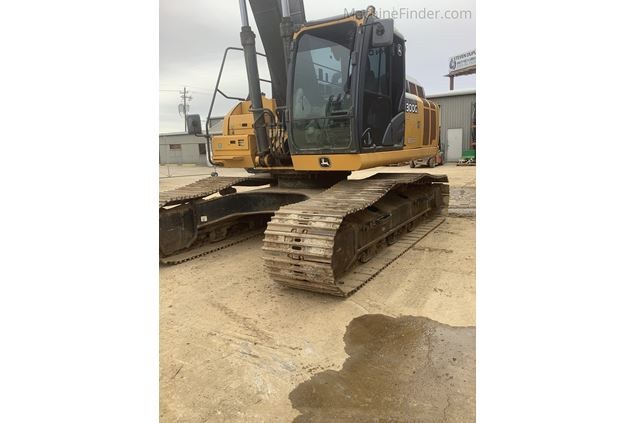2019 John Deere 300G LC Excavator