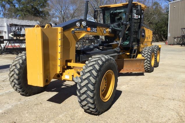 2023 John Deere 672G Motor Grader