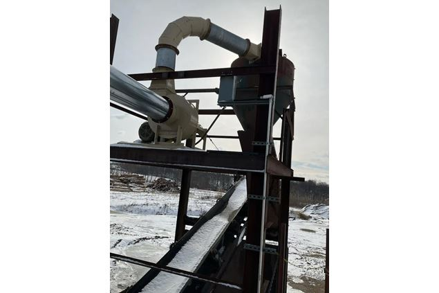 Unknown Dust Collection System