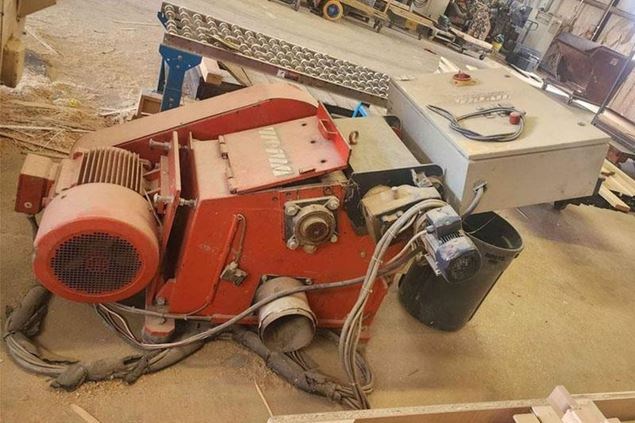 2002 Weima WLB 400 Hogs and Wood Grinders