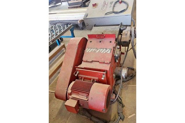 2002 Weima WLB 400 Hogs and Wood Grinders