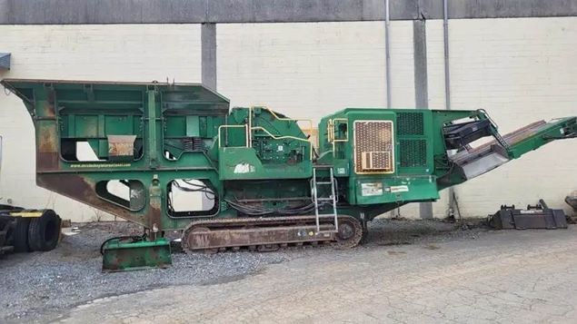 2012 McCloskey I-44 Rock Crusher
