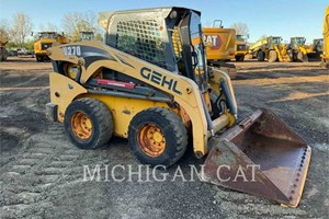 2015 Gehl V270  Skidsteer