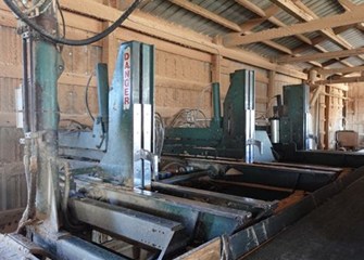 Cleereman Industries 42 RH Carriage (Sawmill)