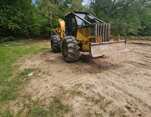 2003 John Deere 648GIII