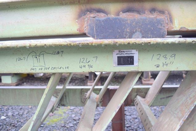 Carrier Vibrating Conveyor