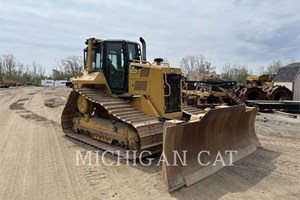 2017 Caterpillar D6NLGP  Dozer