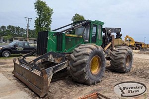 2015 John Deere 748H  Skidder