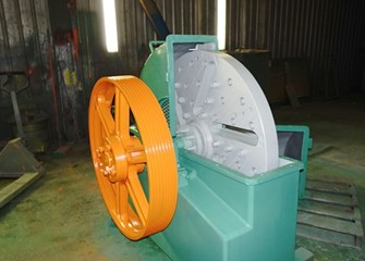 Precision Husky Stationary Wood Chipper