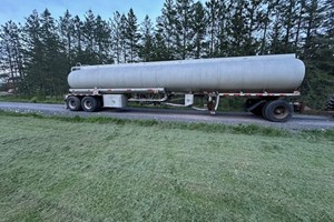 2000 Heil  Fuel Tank
