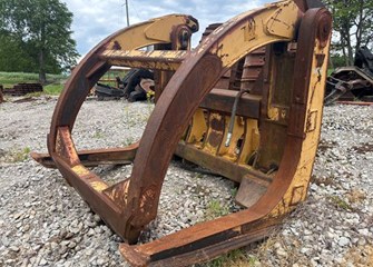 John Deere 824K forks Attachment