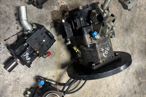 John Deere 903K hydraulic  Part and Part Machine
