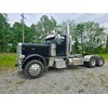 2021 Peterbilt SemiTractor Truck