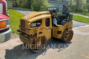 2020 Caterpillar CB24B  Compactors