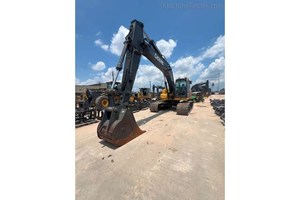 2014 John Deere 210G LC  Excavator