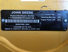 2023 John Deere 325G