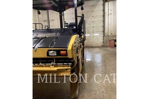 2020 Caterpillar CB13  Compactors