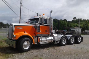 2012 Kenworth W900  Truck-SemiTractor