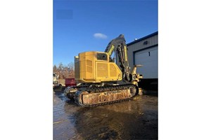 2016 Tigercat 822D  Feller Buncher