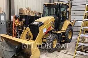 2020 Caterpillar 420  Backhoe
