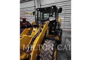 2021 Caterpillar 906M  Wheel Loader